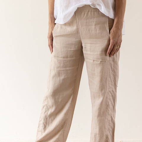 Bold basics, wide leg palazzo or tailored, designer bossy threads.  Pants, pants pants. Slouchy, fitted, wide legged you name it we have it. Wear these trousers and you’ll be ready for anything.